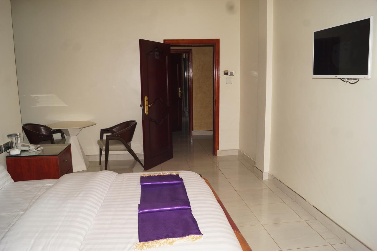 Hotel Ok Kampala Zewnętrze zdjęcie